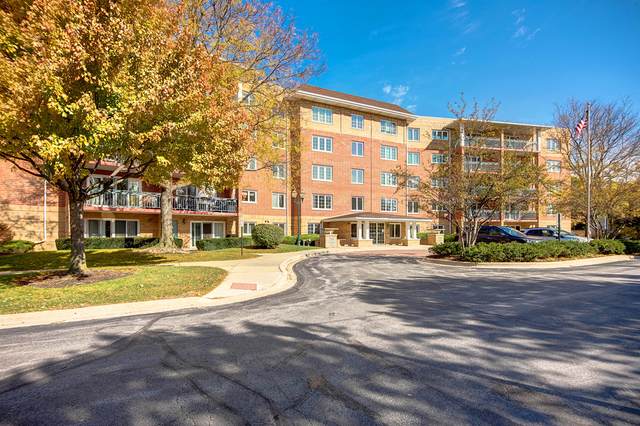 710 Creekside Drive - Photo 1