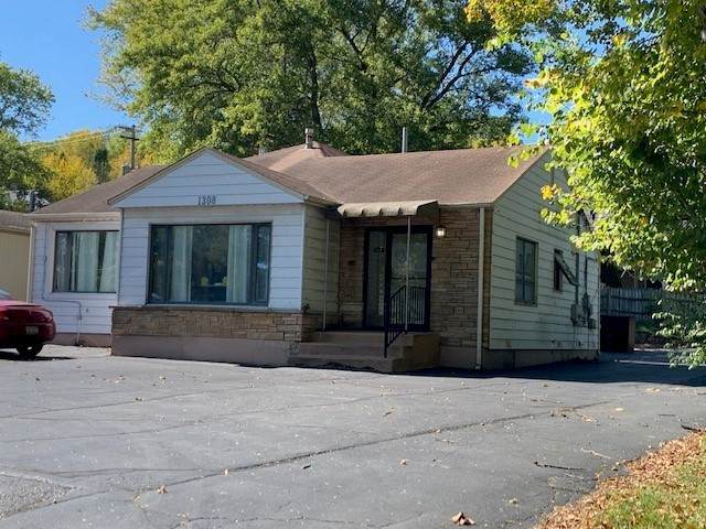 1308 Main Street - Photo 1