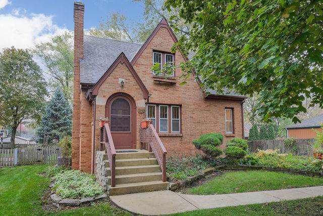 28w709 Ray Street - Photo 1