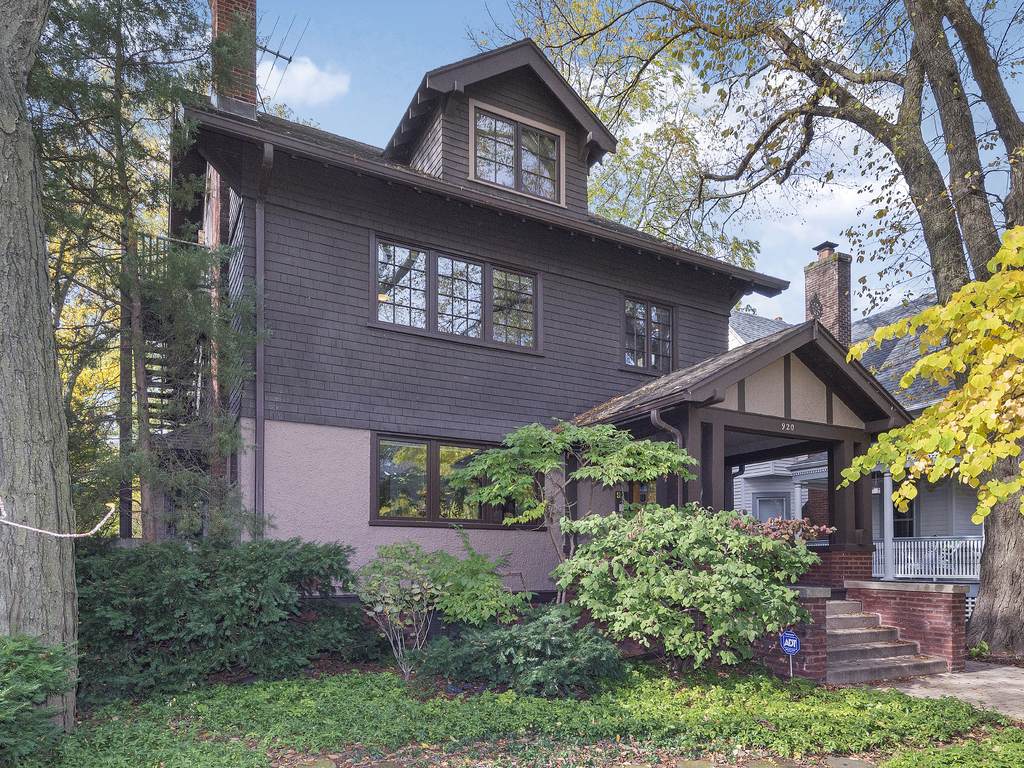 920 Elmwood Avenue - Photo 1