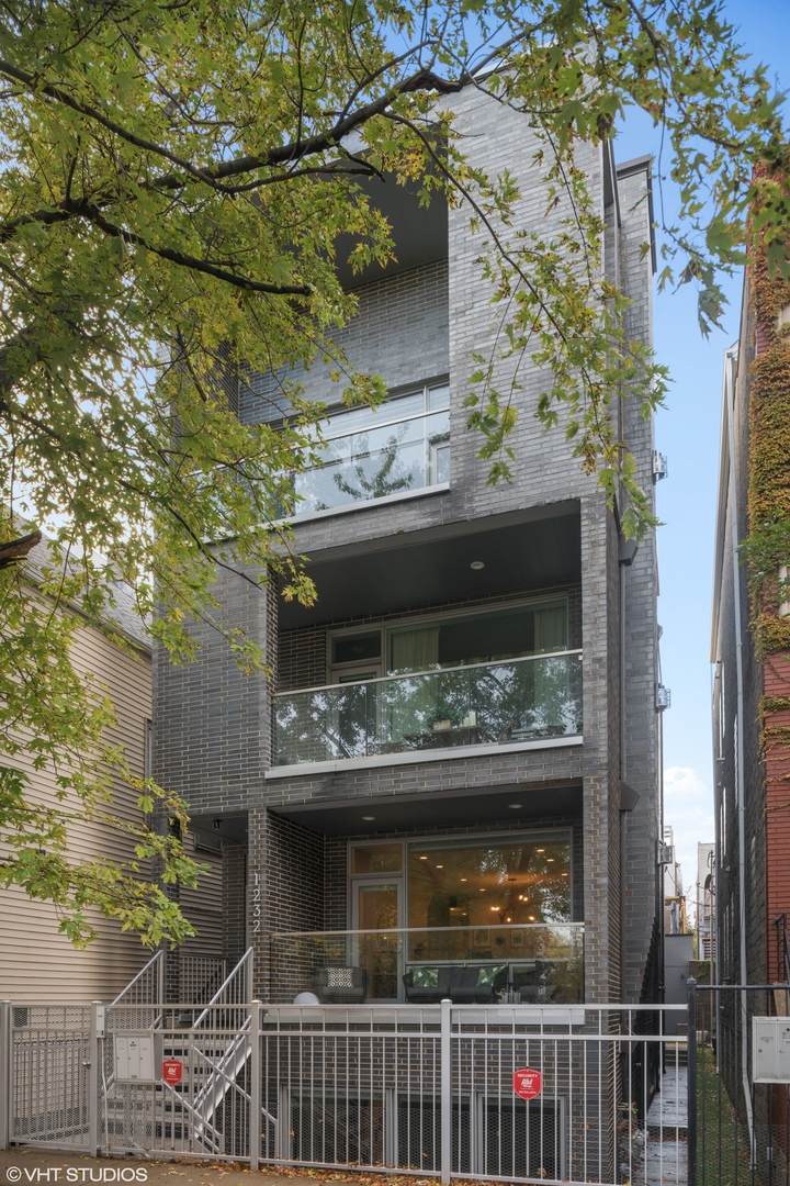 1232 Noble Street - Photo 1