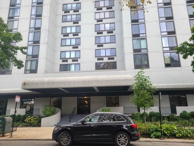 1221 Dearborn Parkway - Photo 1