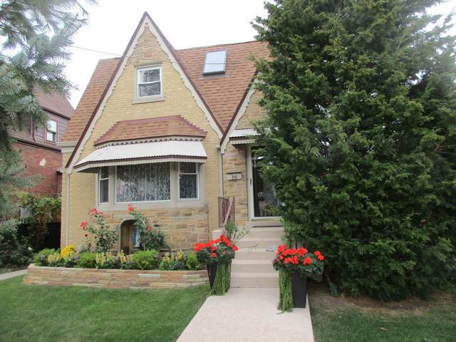 3351 Neenah Avenue - Photo 1