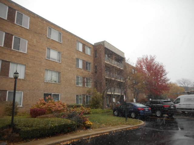 900 Wilmette Road - Photo 1
