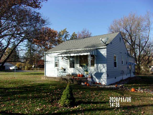 514 Pleasant Street - Photo 1