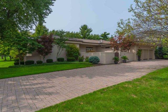 50 Country Club Place - Photo 1