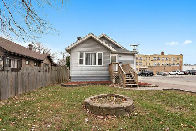 1313 Walnut Street - Photo 1