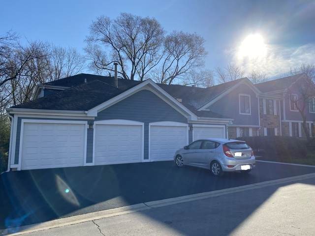 401 Sandalwood Lane - Photo 1