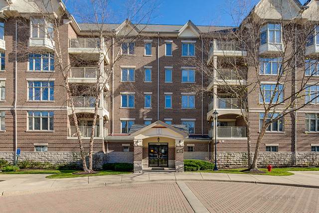 425 Village Green - Photo 1
