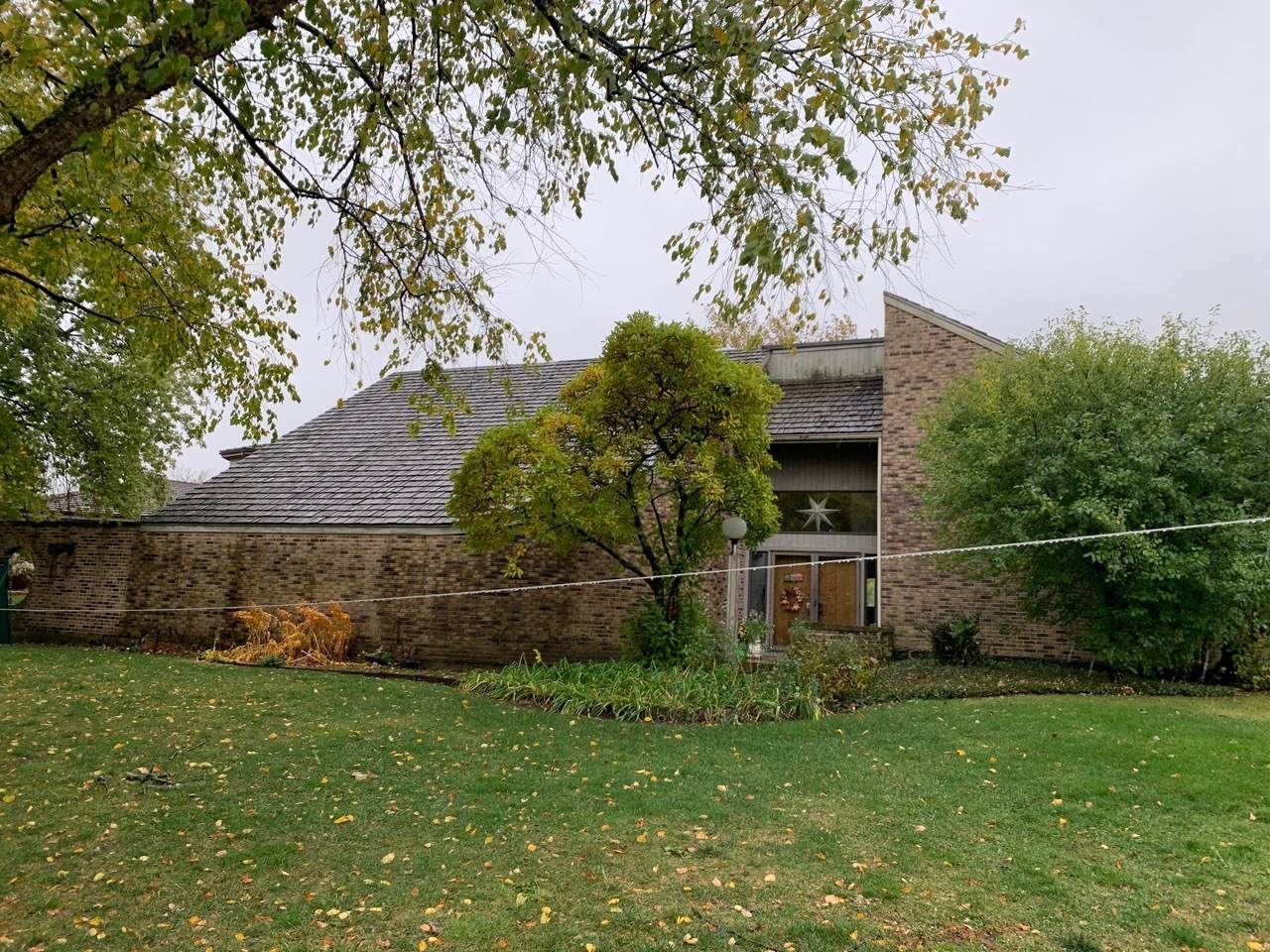 1723 Midwest Club Parkway - Photo 1