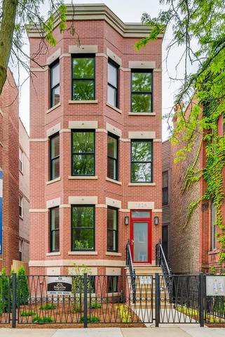 1526 Leavitt Street - Photo 1