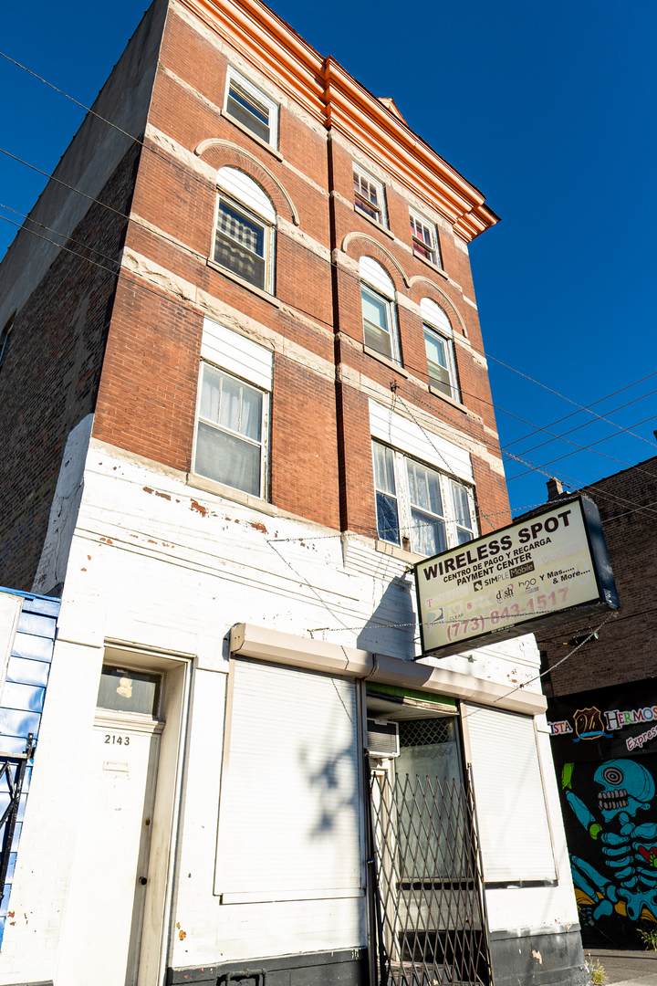 2143 California Avenue - Photo 1