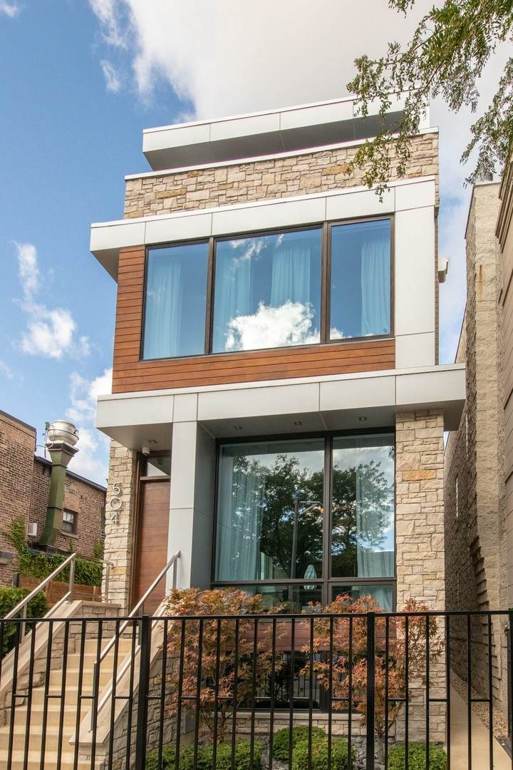 504 Paulina Street - Photo 1