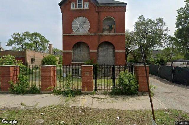 311 Garfield Boulevard - Photo 1