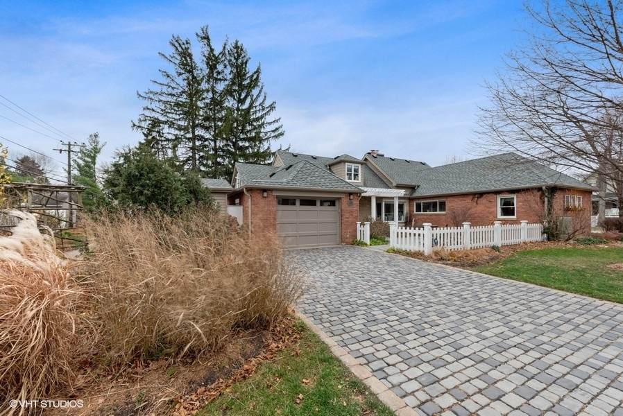 315 Vine Street - Photo 1
