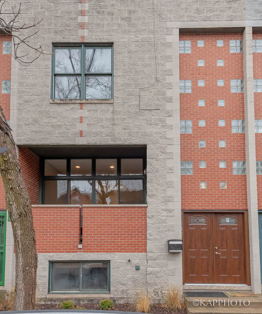 957 Honore Street - Photo 1