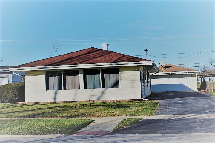 10 Jeffery Avenue - Photo 1