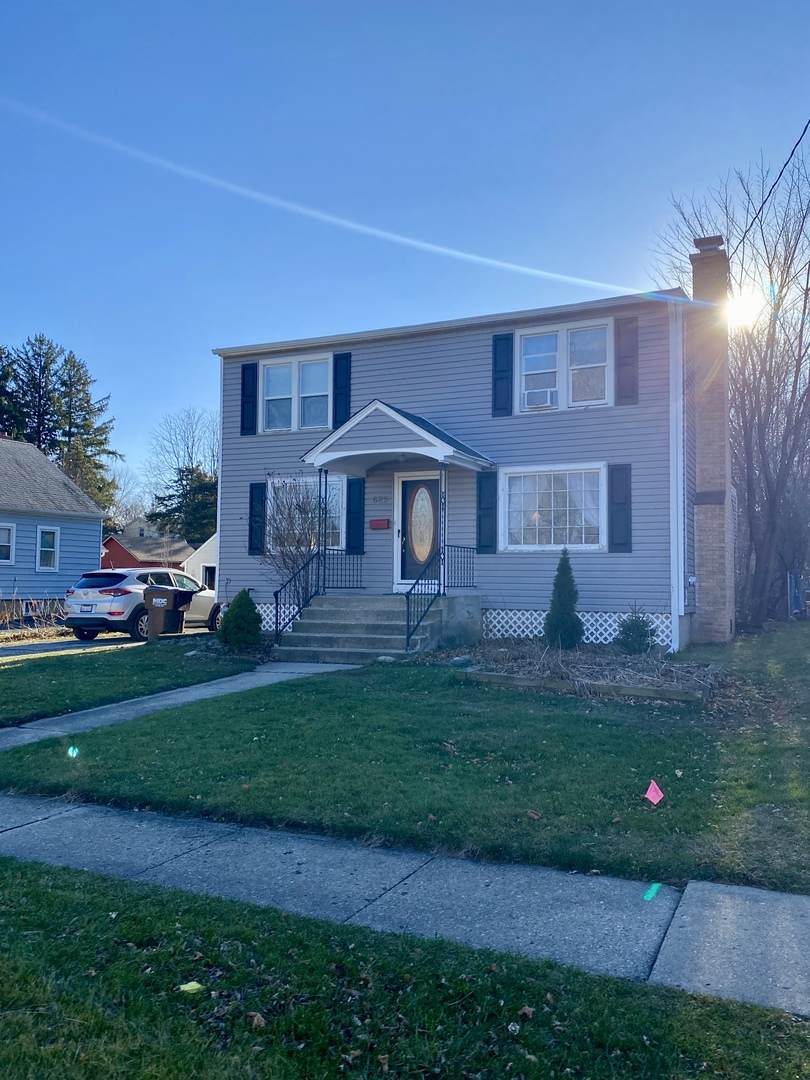 625 Pleasant Street - Photo 1