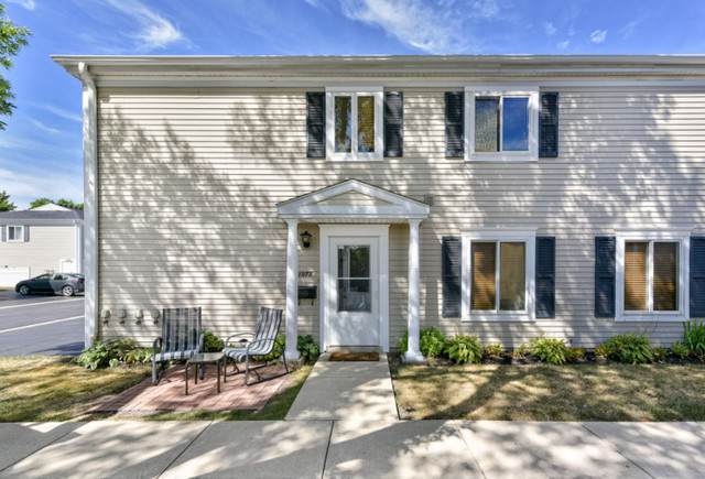 1077 Cove Drive - Photo 1