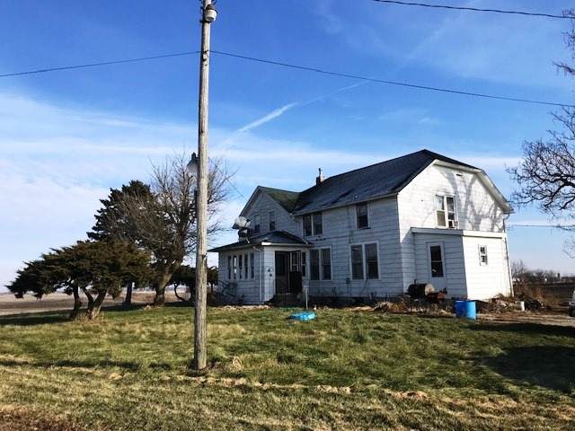 1852 Indiana Avenue - Photo 1
