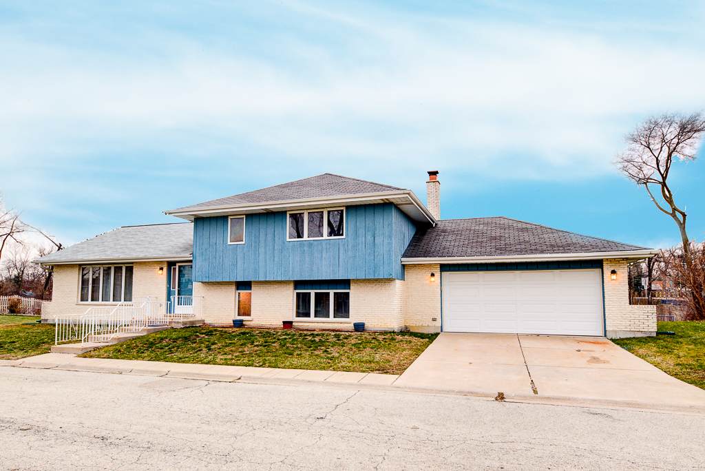 9808 Central Avenue - Photo 1