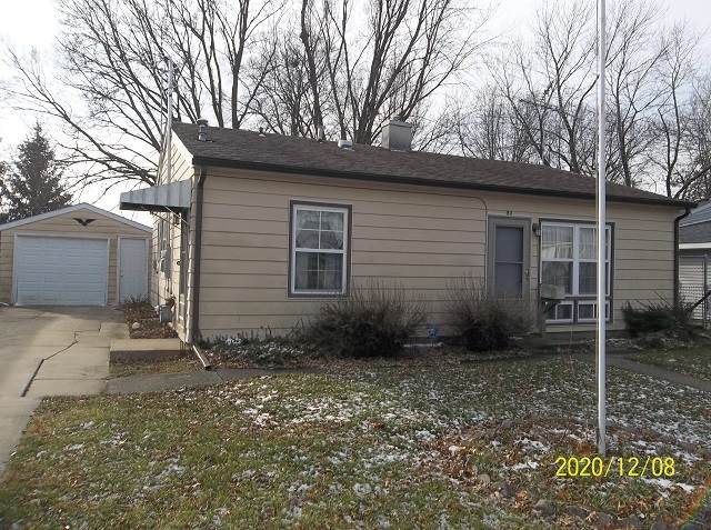 911 21st Street - Photo 1