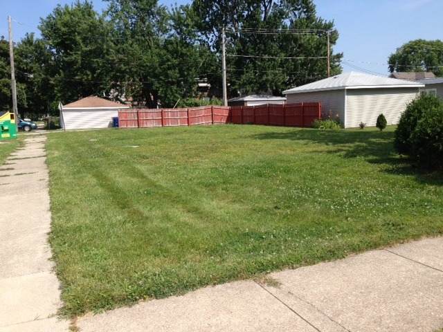 5549 94th Street - Photo 1