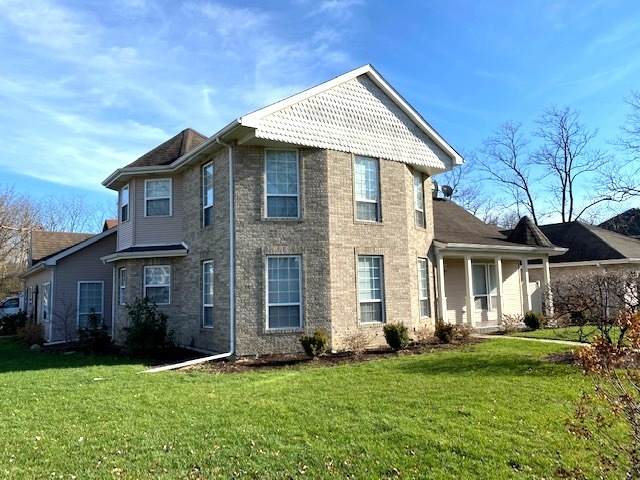 1635 61st Street - Photo 1