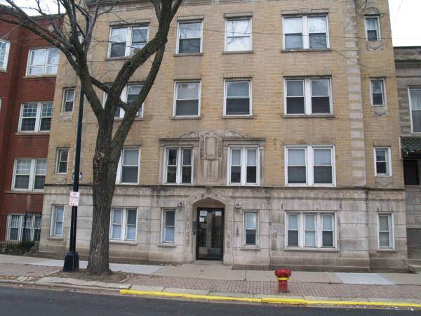 4024 Ashland Avenue - Photo 1