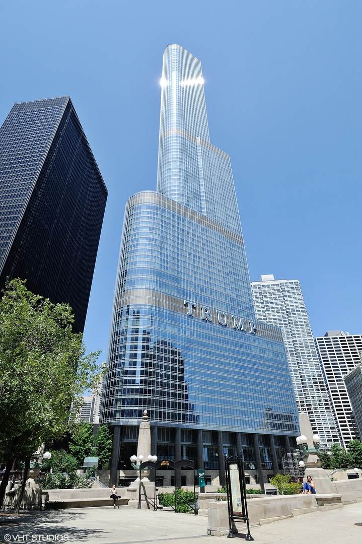 401 Wabash Avenue - Photo 1