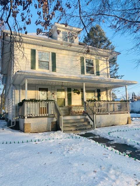 802 Locust Street - Photo 1