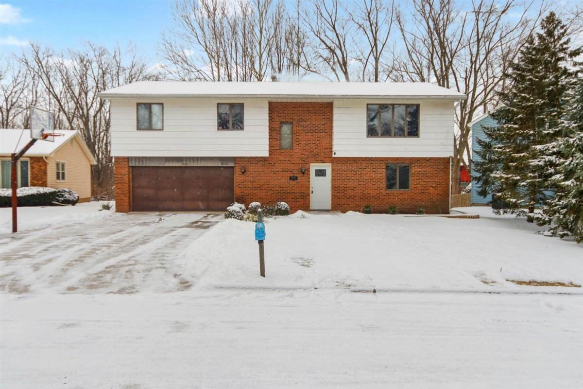 1006 Norwood Drive - Photo 1