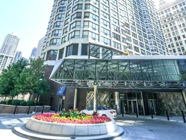 405 Wabash Avenue - Photo 1