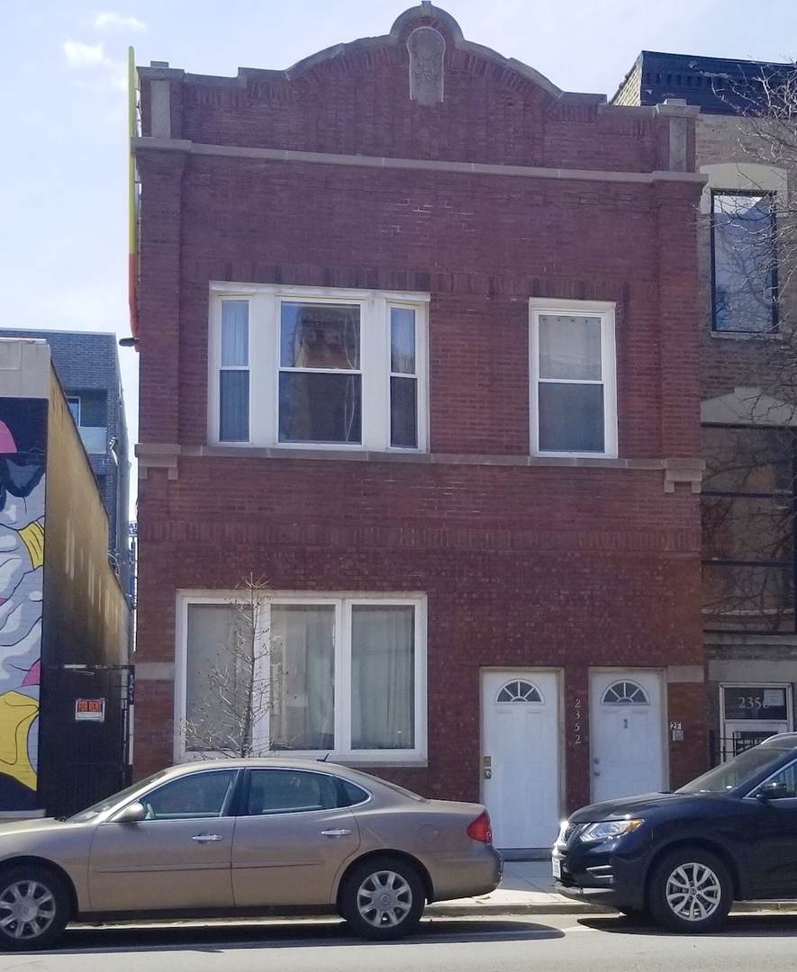 2352 Damen Avenue - Photo 1
