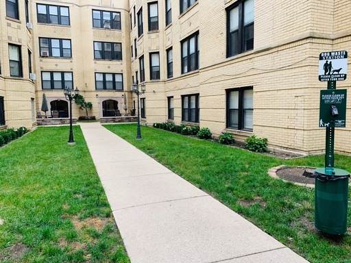 3637 Dickens Avenue - Photo 1