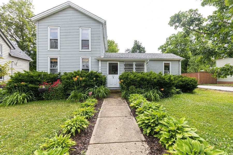 524 Houston Street - Photo 1