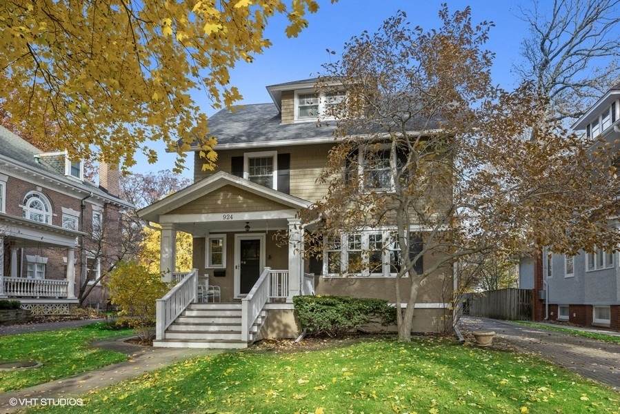 924 Greenwood Avenue - Photo 1