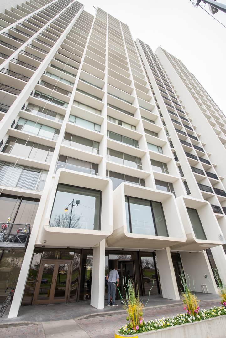 3200 Lake Shore Drive - Photo 1