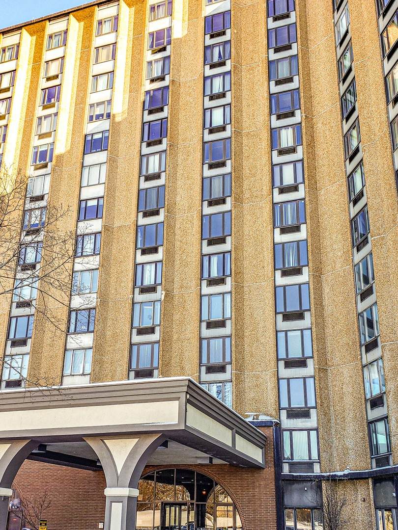 1 Renaissance Place - Photo 1