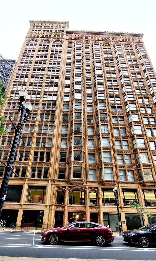 343 Dearborn Street - Photo 1