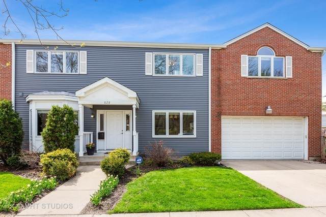 828 Dewey Avenue - Photo 1