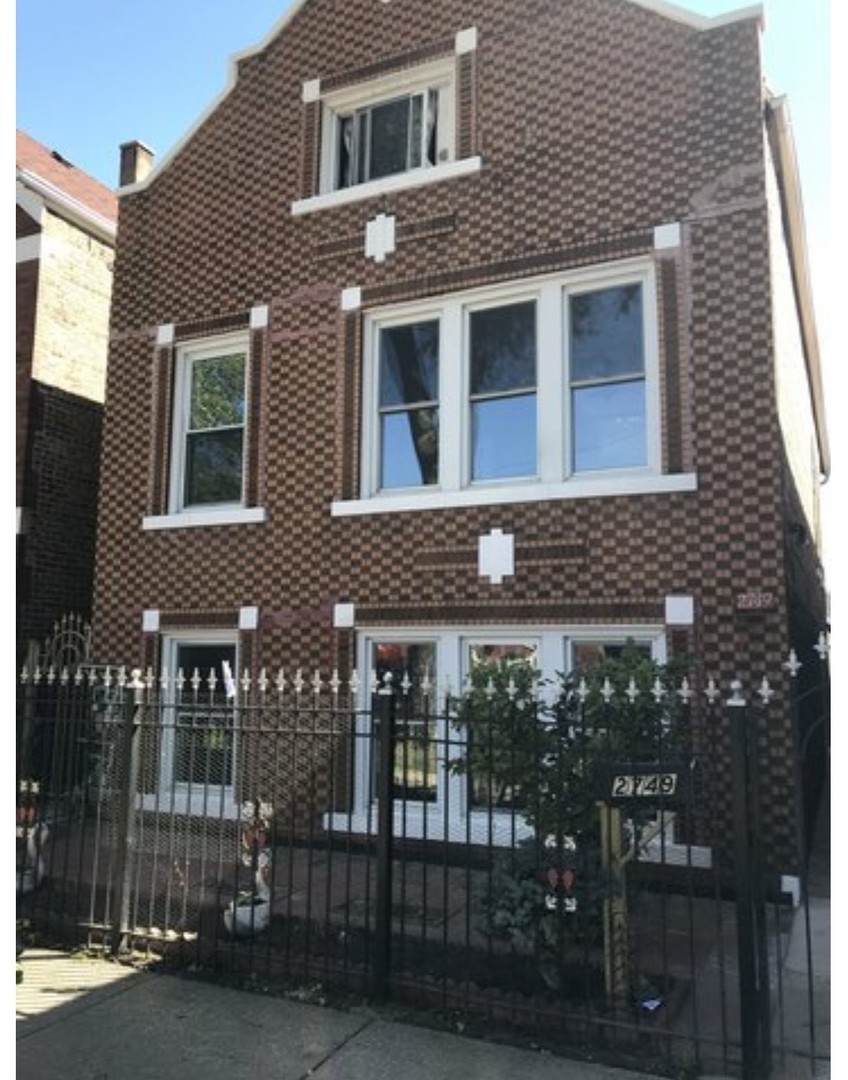 2749 Trumbull Avenue - Photo 1