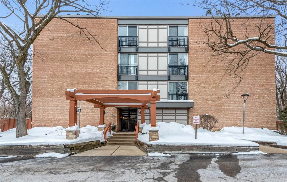 1811 Four Lakes Avenue - Photo 1