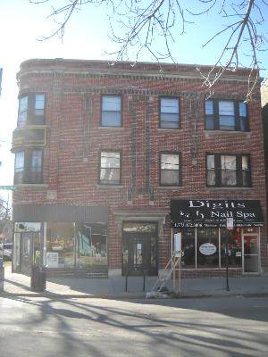 3700 Southport Avenue - Photo 1