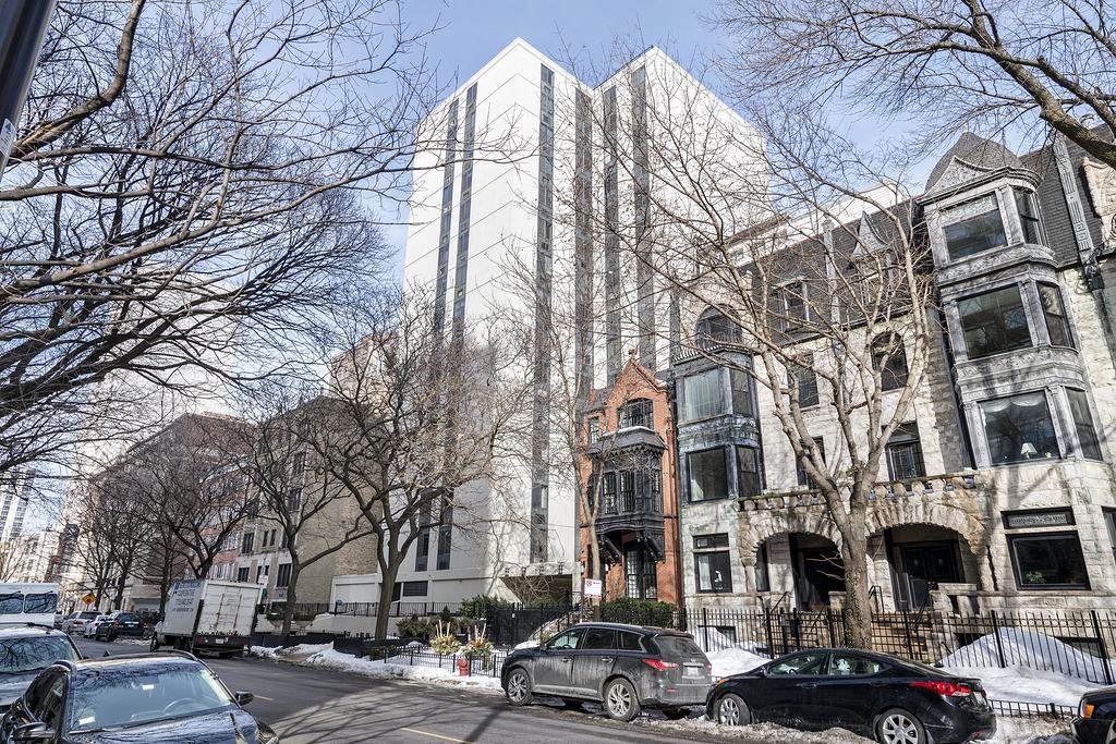 1339 Dearborn Street - Photo 1