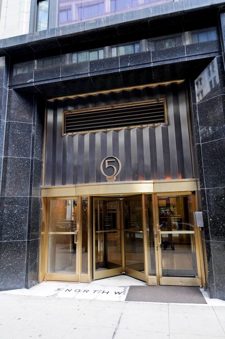 5 Wabash Avenue - Photo 1