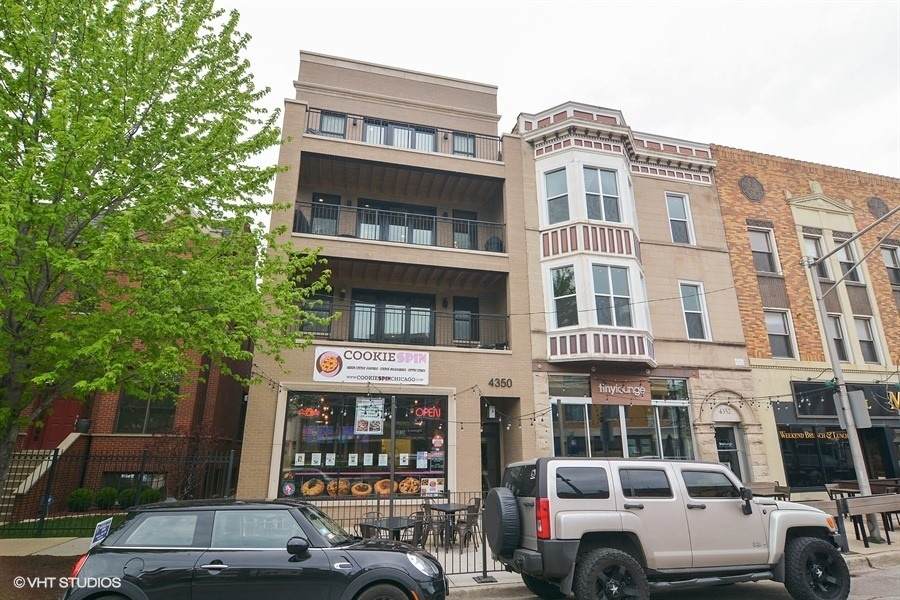 4350 Leavitt Street - Photo 1