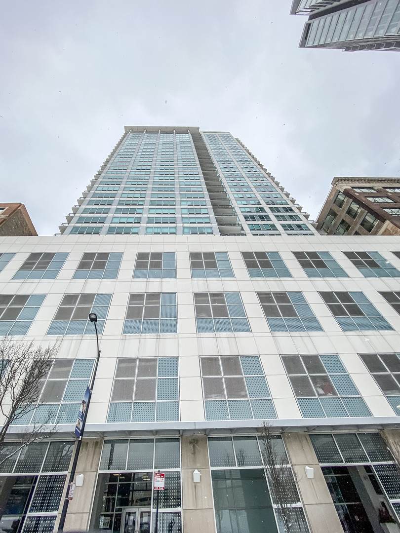 701 Wells Street - Photo 1
