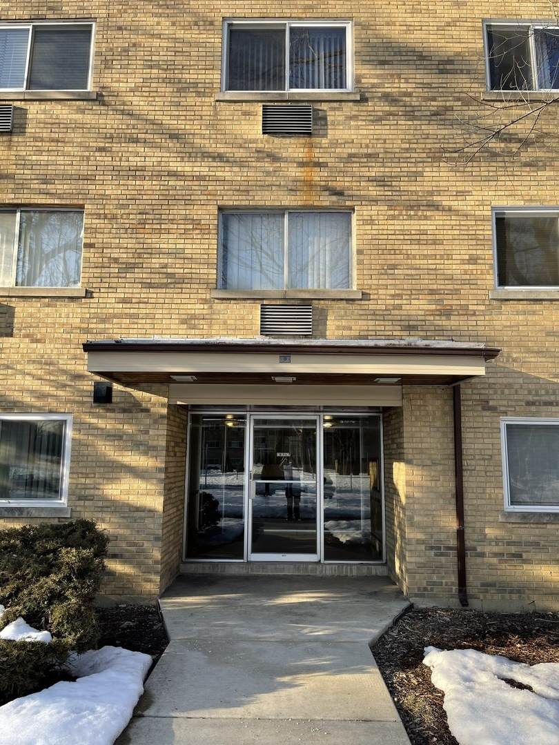 760 Dempster Street - Photo 1