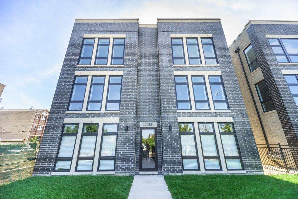 2529 Congress Parkway - Photo 1